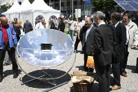 Auch Nebenprodukte, wie der Solarkocher, zogen viel Aufmerksamkeit auf sich.