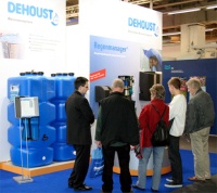 Nachhaltiges Wassermanagement stand auch bei Dehoust mit im Znetrum der ISH-Präsentation. Der neue Regenmanager RM1 führt die Themen Wasser und Energie sparen zusammen.