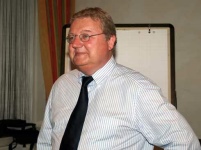 Prof. Dipl.-Ing. Bernd Rickmann informiert über die.......