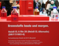 Schwefelarmes Heizöl enthält nur noch maximal 0,005 Prozent Schwefel. Seit Juni 2009 ist es auch mit einem Bioanteil erhältlich.