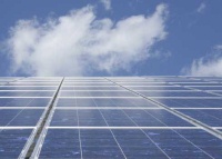 Mitglieder der Bundesregierung und Vertreter der Solarbranche haben sich in Berlin auf eine Anpassung der Fördertarife für Solarstrom geeinigt.