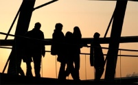 Laut einer Infratest-Umfrage sind 84 Prozent der Bürger.......
