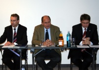 Stiebel-Eltron Geschäftsführer Karlheinz Reitze (links).......