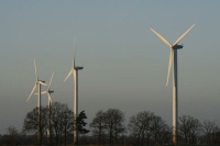 Sinkende Investitionskosten verbessern die Wettbewerbsfähigkeit gegenüber fossilen Energien. 