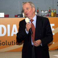 Im Rahmen der HANNOVER MESSE (20. bis 24. April) findet der WORLD ENERGY DIALOGUE 2009 am 21. und 22. April zum vierten Mal in Hannover statt. Chairman der Veranstaltung ist der Umweltexperte Professor Dr. Klaus Töpfer. 