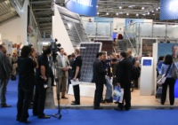 Das Videoteam des HaustechnikDialogs bei Schott Solar.