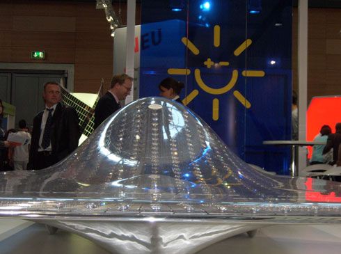 Die Hit bei Sharp: Swarowski Crystal Aerospace - für...