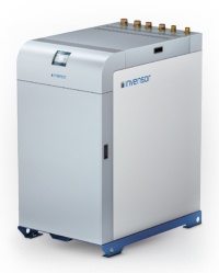 Die auf Zeolith-Basis arbeitende Adsorptionskältemaschine LTC 10 plus der InvenSor GmbH. Bilder: Invensor