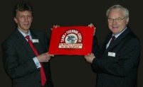 Dr. Hans-Peter Sprenger (v.l.) und Bruno Schliefke.......
