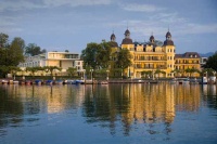 Die einzigartige Gesamtkonzeption des neuen Luxus-Resorts „Schloss Velden“ setzt neue Maßstäbe in der internationalen Hotellerie.