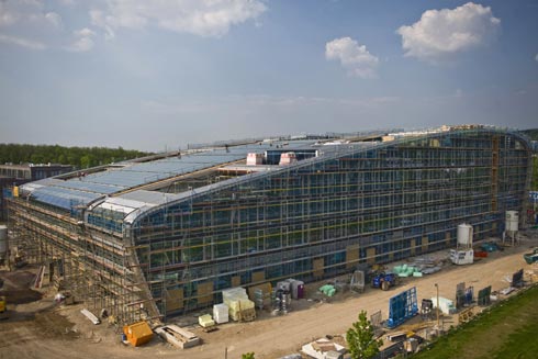 Schon äußerlich hebt sich das Kameha Grand Bonn mit...