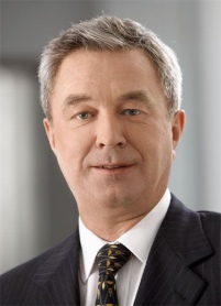 Dr. Wolfgang Schmitt, Vorstandssprecher und Arbeitsdirektor.......