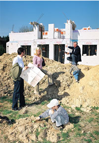 Noch keine durchgreifende Markterholung sehen die LBS-Immobilien-Experten.......