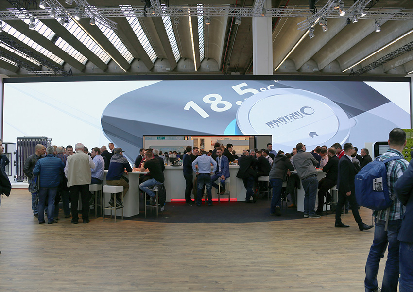 Die Besucher der ISH dürfen sich auf dem BRÖTJE Stand...