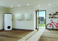 Die neue Luft-Wasser-Wärmepumpe BLW NEO wird in drei Heizleistungsgrößen angeboten: 8 kW, 12 kW und 18 kW.