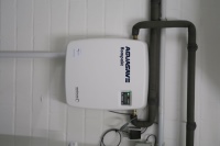 Die Module AquaSave und AquaClean sorgen für eine optimale Qualität des Heizungswassers. AquaSave realisiert eine Vollentsalzung des Wassers, während AquaClean für eine schonende Reinigung des Systems im laufenden Betrieb zuständig ist.