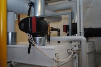 Die Pumpe im Heizungsvorlauf des SGB 260<sup>H</sup>.