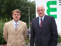 Roland Stud (li), Verkaufsleiter Werk Nottuln und Markus Grimm, Sprecher der Geschäftsführung.