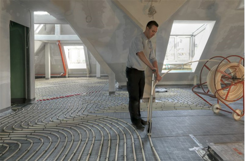 Roth Original-Tacker-System im Dachgeschoss des Hauptbahnhofes...