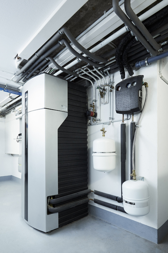 Die Remko-Wärmepumpe WKF compact mit 12 kW inklusive...