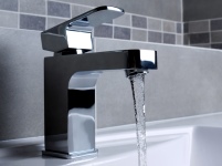 Bleifreie Trinkwasser-Installationen von Sanha stellen.......