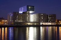 Am aufstrebenden Standort Mediaspree, eingebettet in.......