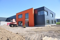 Im nordrhein-westfälischen Herten entsteht ein modernes Bürogebäude mit Netto-Null-Energie-Bedarf. Foto: Daikin