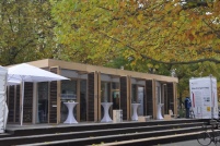 Das derzeit in Hannover aufgebaute Plus-Energie-Haus.......