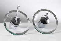 Waschtisch-Einhand-Armatur „Hansamurano“ Original (li): HANSA Metallwerke AG. Plagiat (re): Shenhongda Sanitary Fittings Co., Ltd., Zhejiang, V.R. ChinaVertrieb: ALGU-tec Bäder GmbH, Steffin.