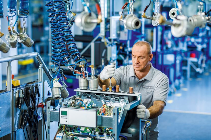 Wärmepumpenmontage der Vaillant Group in Remscheid....