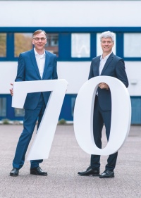 Mit den Geschäftsführern Achim Rehfeldt (links) und Peter Ellinghorst hat PROGAS im Jubiläumsjahr wichtige Weichen für die Zukunft gestellt.<br />Bild: Marcel Kusch / PROGAS.