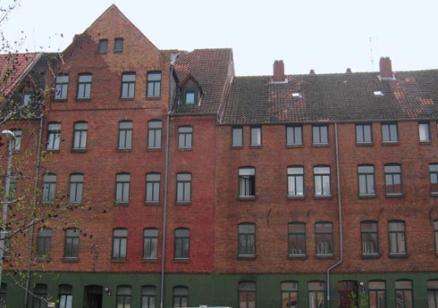 Wohnhaus in Hannover-Linden am Allerweg vor der Modernisierung....
