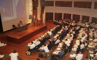 Auf dem 2. PV Industry Forum nutzten 214 Teilnehmer aus 35 Nationen die Gelegenheit, Erfahrungsberichte und Informationen von weltweit erfolgreich tätigen Experten zu hören. Foto: Solar Promotion