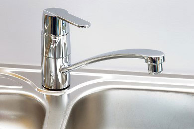 Defekter Wasserhahn - unter Umständen kann im Mietvertrag...