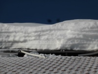 Schaden an Solarmodul durch hohe Schneelasten. <br />Bild: A. Steiner / Solenso