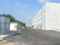 Das neue Schütz Verwaltungsgebäude in Dello – geheizt wird nicht über die Wand sondern per Fußboden-Flächenheizung von Schütz Energietechnik.