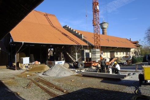 Derzeit noch sanierungsbedürftig: Das „Hofgut Straßenheim“...