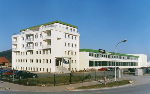 Der Simplex Produktions- und Lagerstandort Schwallungen/...