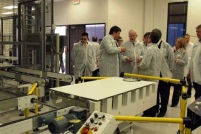 Besuch Jürgen Rüttgers in der Modulproduktion im kalifornischen.......