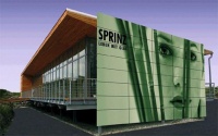 Neubau von Sprinz als Exponat und lebendiges Beispiel für Glasanwendungen: 60 Quadratmeter große, punktgehaltene Glasfassade mit Duplexdruck.