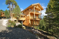 In Österreichs größtem Zirbenwald entstehen 50 Luxus-Chalets,.......