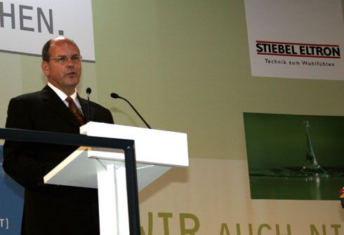 Dr. Ulrich Stiebel sieht auch weiterhin große Wachstumsraten...