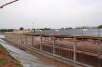 Am Standort des Kunststoff-Kompetenzzentrums im hessischen Eschwege baut Stiebel Eltron gerade eine neue Lagerhalle, um in Zukunft noch flexibler reagieren zu können. Foto:Stiebel Eltron
