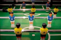 Ein hochwertiger Turnierkicker lädt dazu ein, bereits im Voraus Fingerspitzengefühl für das große SYR-Kickerturnier am 7. Juni 2008 zu beweisen.