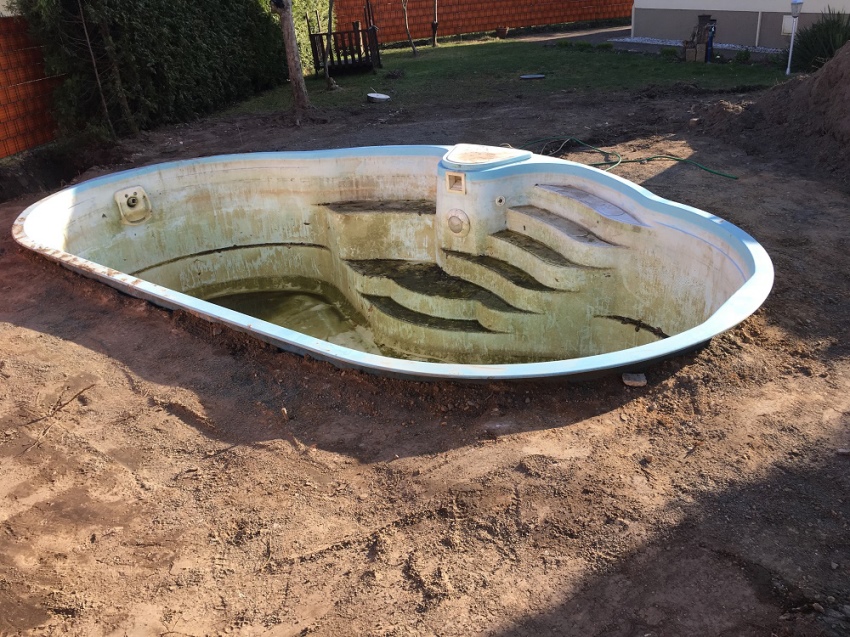 Ohne Pumpe, Filter und Pflege sieht ein Pool schnell...