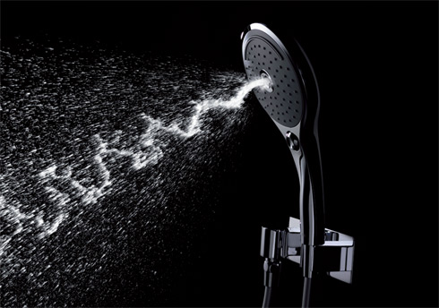 Besonders belebend ist die Massage durch die Gyrostream...