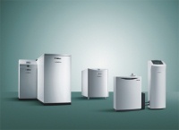 Komplette BHKW-Serie ecoPOWER - Vaillant bietet Blockheizkraftwerke für Ein- und<br />Mehrfamilienhäuser sowie Gewerbeimmobilien mit einer elektrischen Leistung von 1 KW bis 20 KW aus einer Hand an. Bild: Vaillant