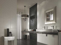 Außergewöhnliches Badensemble: Dekorierter Waschtisch Memento im gleichen Design wie das Fliesenkonzept New Glory. Foto Villeroy & Boch