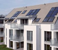 Die VELUX Solar-Kollektoren integrieren sich besonders.......