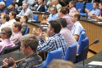Wie hier in Bonn waren die über 3.500 teilnehmenden.......